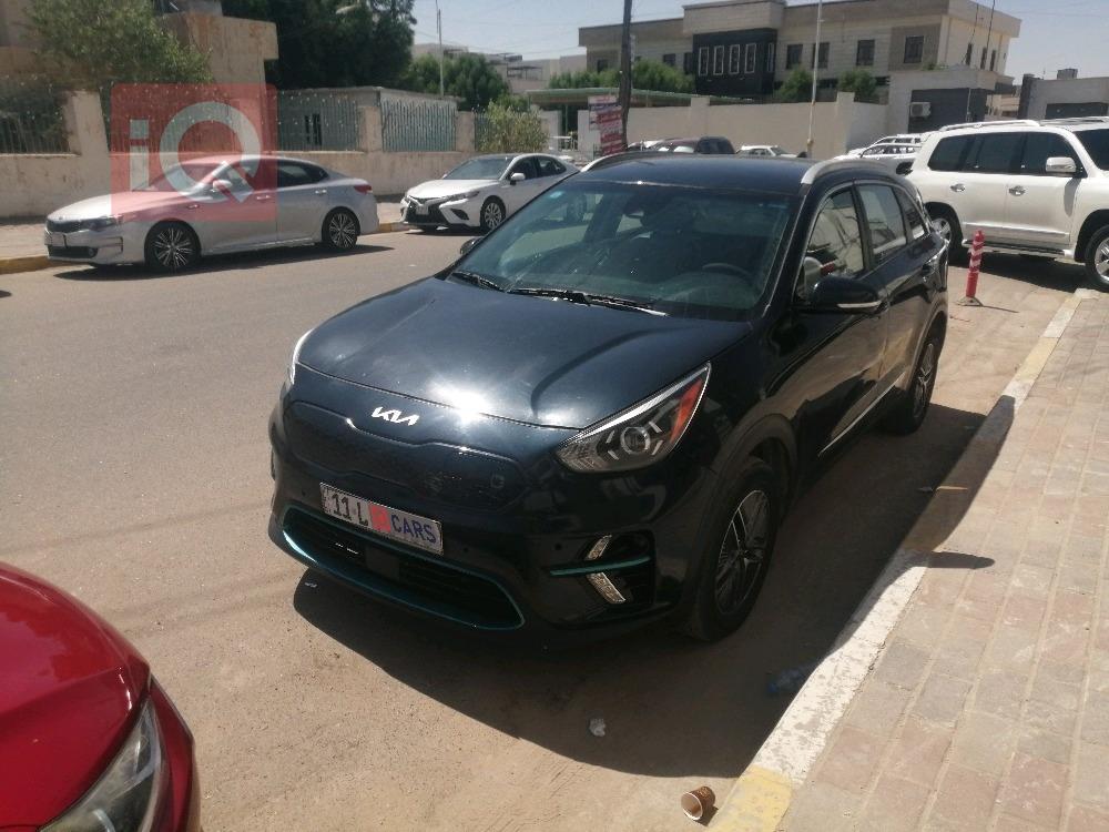 كيا نيرو